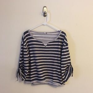 Cropped, striped sweatshirt